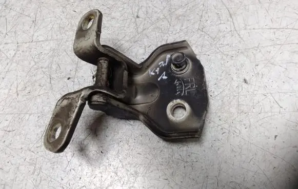 KIA Sorento Front door lower hinge 