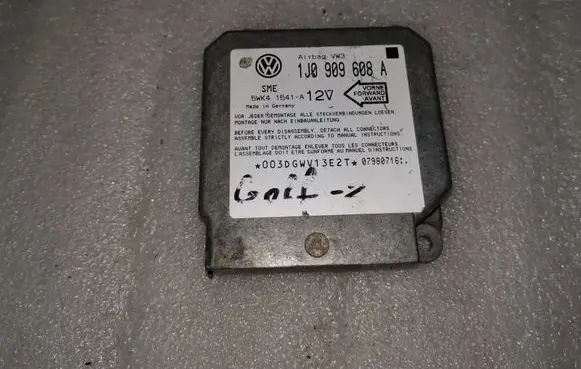 Volkswagen Golf III Airbag control unit/module 1J0909608A