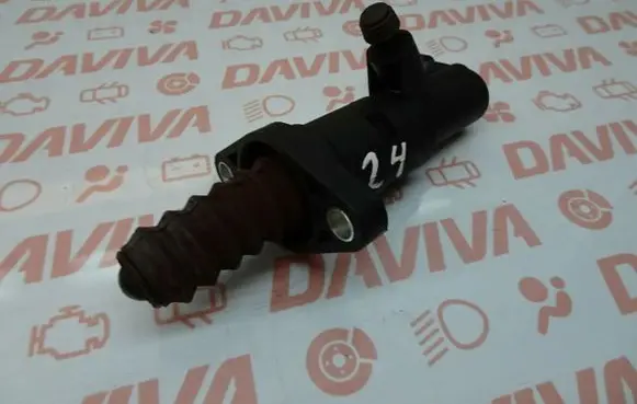 Clutch slave cylinder