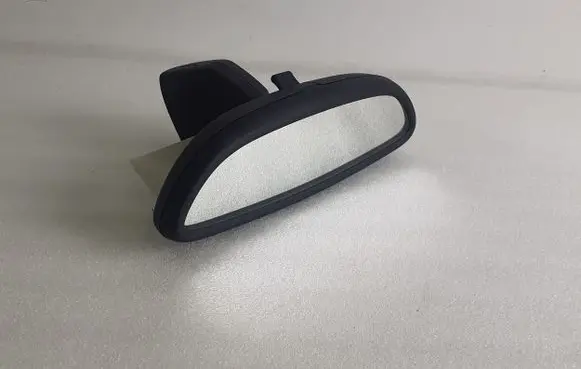 Rear view mirror (interior)