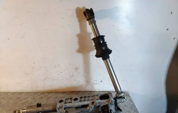 Tesla Model Y Steering wheel axle 1016239B