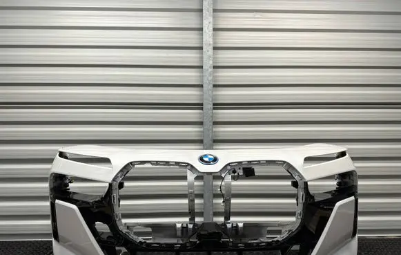 BMW 7 G70 Front bumper