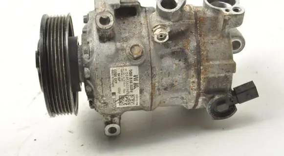 Volkswagen Golf VII Air conditioning (A/C) compressor (pump) 5Q0816803F