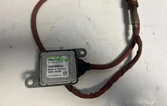 BMW 5 F10 F11 Lambda probe sensor 8576471 5WK96699B