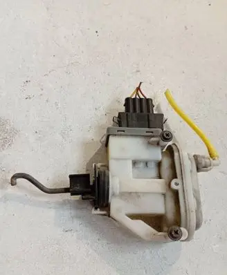 Volkswagen PASSAT B5.5 Other switches/knobs/shifts 931887