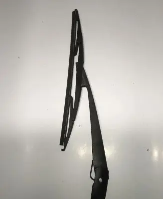 Honda CR-V Rear wiper blade arm