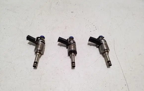 KIA Stonic Fuel injectors set 3531004AA0 9041080002