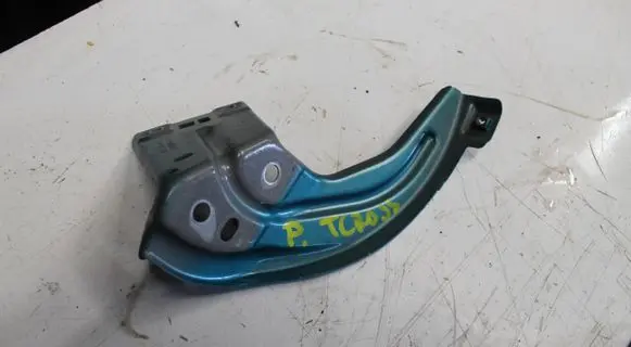 Volkswagen T-Cross Fender mounting bracket 2GM821136