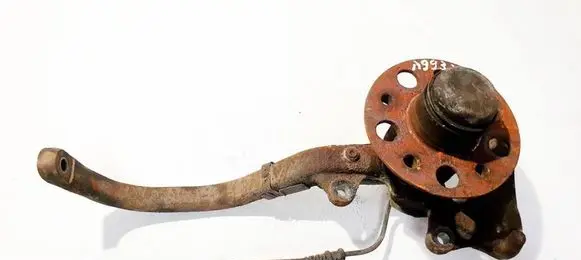 Mercedes-Benz CLS C219 Front wheel hub