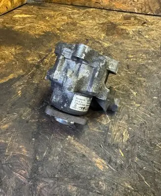 Audi A4 S4 B7 8E 8H Power steering pump 8E0145155N