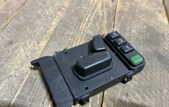 Mercedes-Benz ML W163 Seat control switch 0365458428 a0365458428