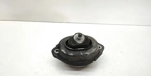 BMW X5 E53 Engine mount bracket 6758444