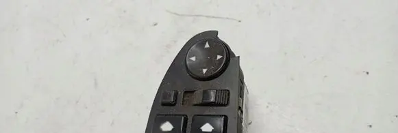 BMW 5 E39 Tailgate/trunk/boot open switch gfd467