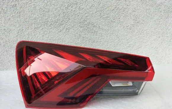 Skoda Octavia Mk4 Rear/tail lights