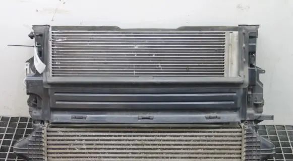Volvo V40 Radiator set 31367277