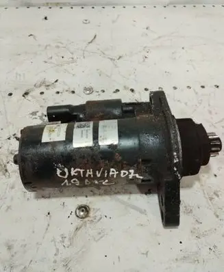 Skoda Octavia Mk2 (1Z) Starter motor 28212636 3309246 KC1298