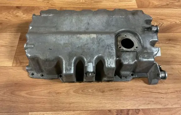 Volkswagen PASSAT B6 Oil sump 03G103603 V100
