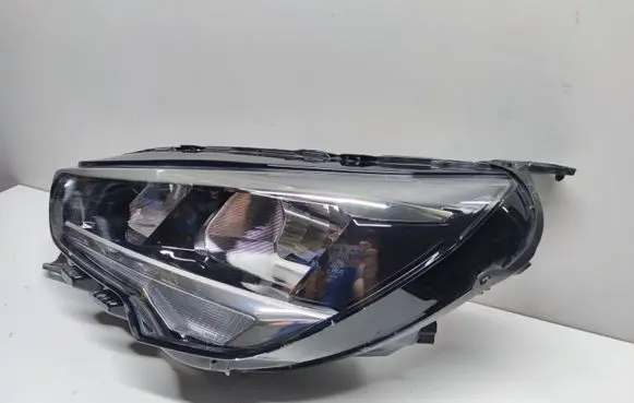 Opel Corsa F Headlight/headlamp 39162648