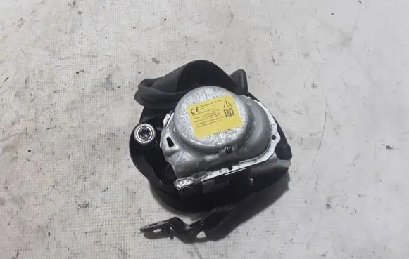 BMW X3 G01 Front seatbelt 7469933