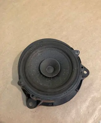 Renault Kangoo II Front door speaker 8200495686