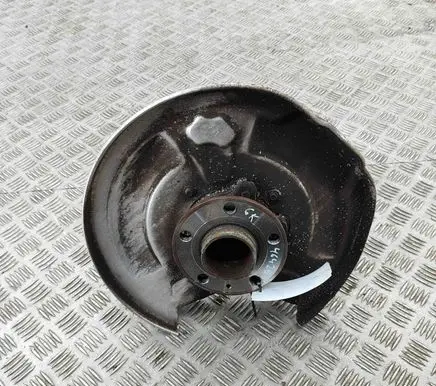 Volvo XC60 Rear wheel hub 32395004