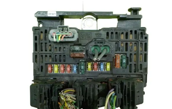 Peugeot 407 Fuse box set 965807980 BEZPIECZNIKOW
