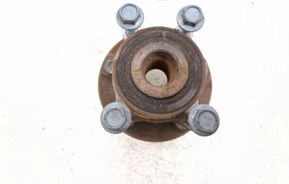 Ford Explorer VI Front wheel ball bearing H585N