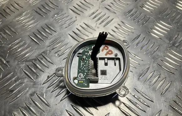 BMW 3 G20 G21 LED ballast control module TM24873