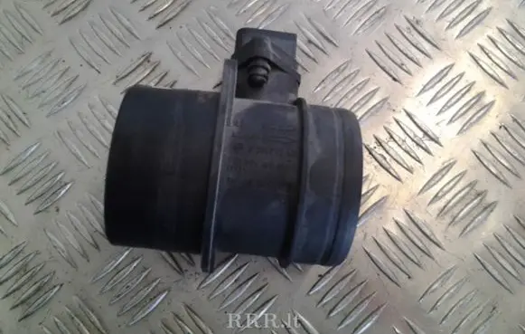 Volkswagen Golf V Mass air flow meter 0281002461 074906461B