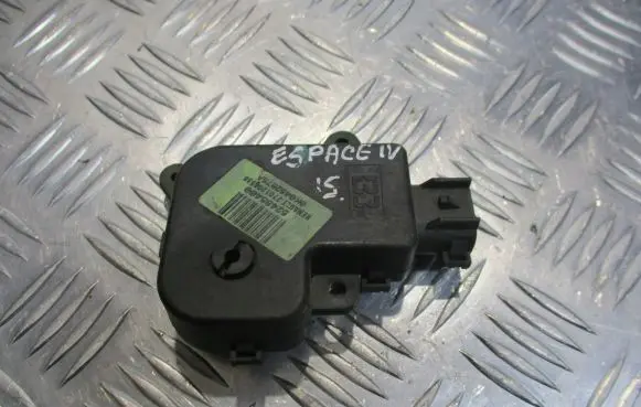 Renault Espace IV Central body control module 7701206536