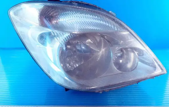 Mercedes-Benz Sprinter W906 Headlight/headlamp 24738200