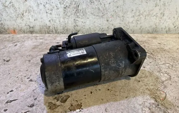 Opel Zafira B Starter motor 55352882 M001T30172 7M27