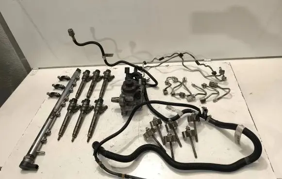 BMW 5 F10 F11 Fuel injection system set 7823463 140226 0445010634