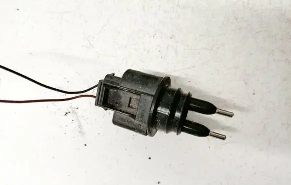 Volkswagen PASSAT B5 Sensor 1j0973202