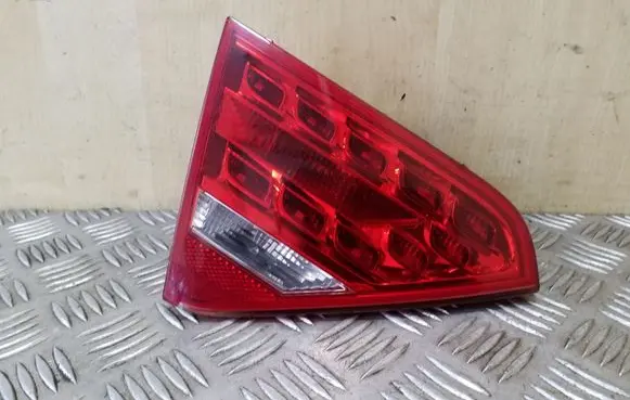 Audi A5 Sportback 8TA Tailgate rear/tail lights 8T0945093A