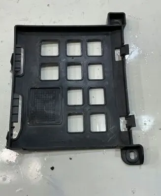 Audi A8 S8 D5 Engine control unit holder 4H0906330E| 888.119.561XK000412