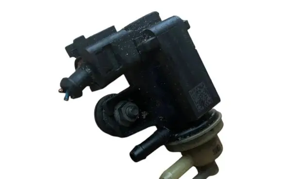 Skoda Octavia Mk2 (1Z) Turbo solenoid valve 1K0906627B 4011464A 401051424