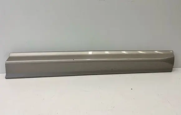Volvo XC60 Front door trim (molding) 31440303