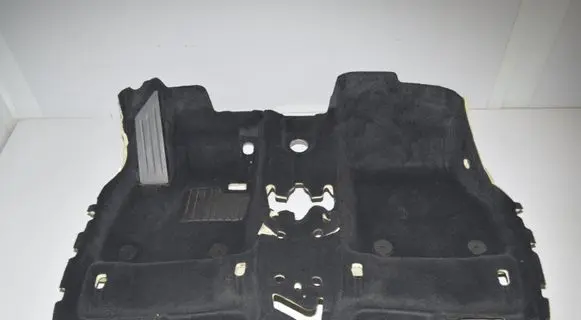 BMW 2 F46 Front floor carpet liner 7306670 9471227 51479471227