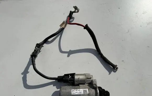 Volkswagen Beetle A5 Starter motor 02Z1474K