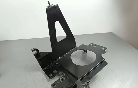 Mitsubishi Outlander IV Engine control unit holder 