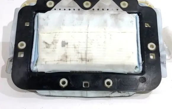 Passenger airbag
