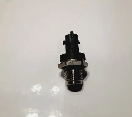 Opel Corsa D Fuel pressure regulator 0281006158CDTI