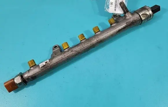 Volkswagen Golf VI Fuel main line pipe 03L130764A IMPRK1582656