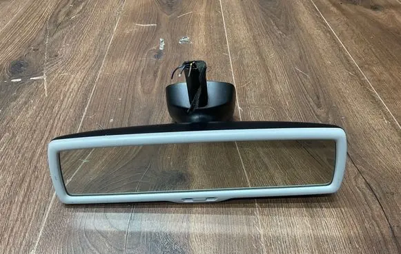 Volkswagen Golf VI Rear view mirror (interior) 026141