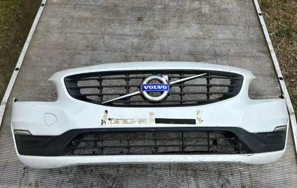 Volvo V60 Front bumper 