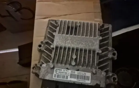 Citroen C5 Engine control unit/module 5WS40146FT