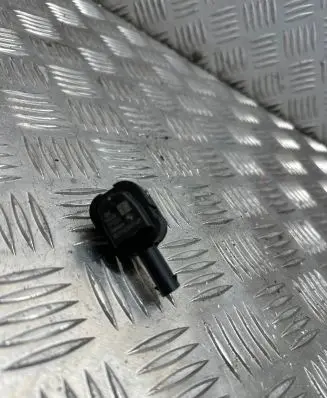 BMW X5 F15 Airbag deployment crash/impact sensor 9224178 171227 14333