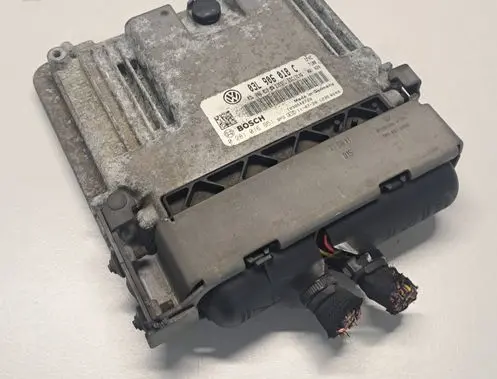 Skoda Octavia Mk2 (1Z) Engine control unit/module 03L906018C 0281016951 03L906018BR