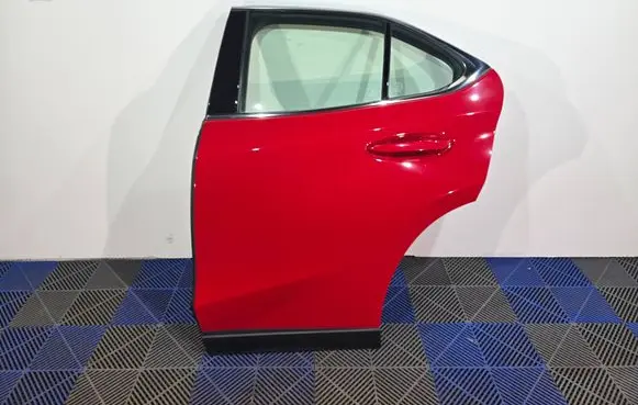 Lexus UX Rear door